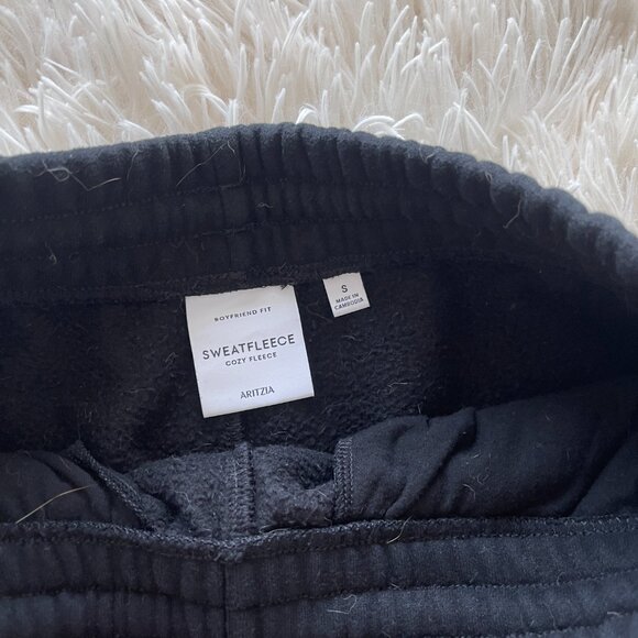 ✨ARITZIA Cozy Sweatfleece shorts black small - Picture 2 of 2